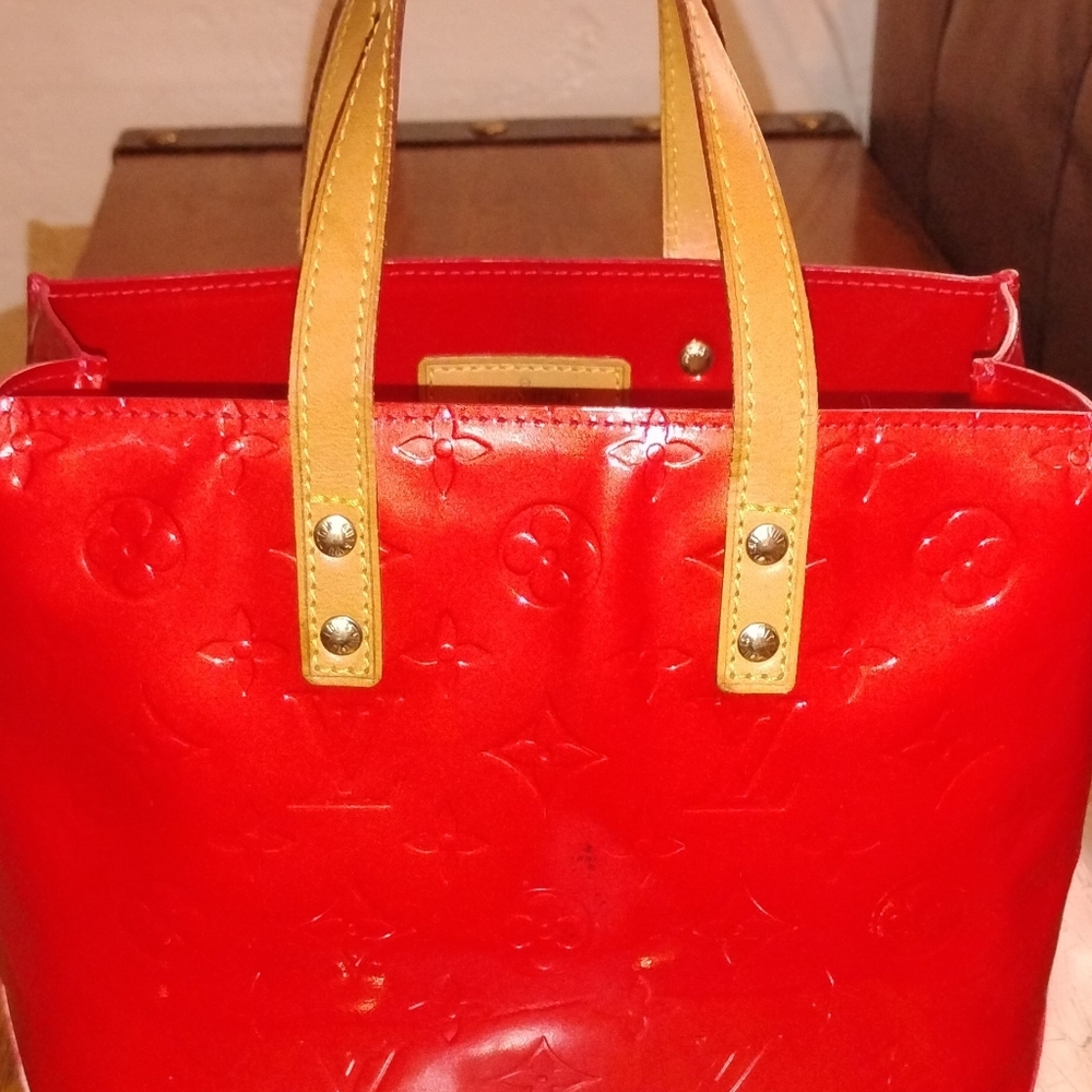 Louis Vuitton Candy Apple Red Vernis Small Hand Bag